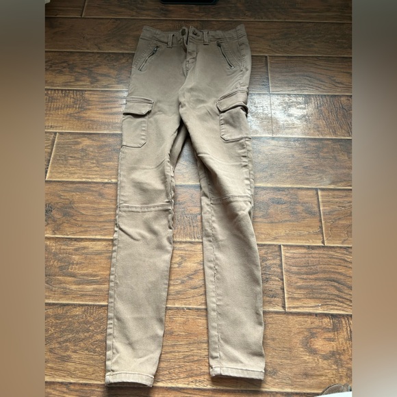 Suzy Shier Denim - Men's Tan Cargo Pants